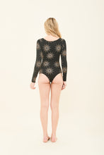 Load image into Gallery viewer, Model Back: Uv Line One-Piece Marina Shine Preto Malva