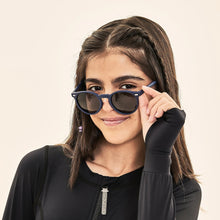 Load image into Gallery viewer, Image 05: Uv Line Sunglasses Kids Sunglasses Marinho Uv400
