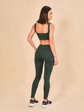 Load image into Gallery viewer, Model Back: Uv Line Fitness Bottom Legging Fit Aspen Green Cactus Upf50+
