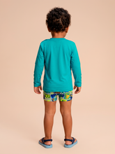 Load image into Gallery viewer, Model Back: Uv Line Rash Guard Longsleeve Baby Green Sea Upf50+
