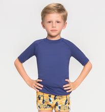 Load image into Gallery viewer, Model Front: Uv Line Rash Guard Kids Fpu50+ Uvpro Short Sleeve T-Shirt Navy Blue Uv

