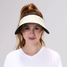Load image into Gallery viewer, Model Front: Uv Line Visor Visor Bali Fem Sand Black Upf50+
