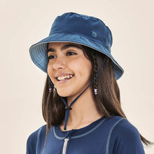 Load image into Gallery viewer, Image 02: Uv Line Bucket Hat Basic Kids Maringo Azul Ceu Upf50+
