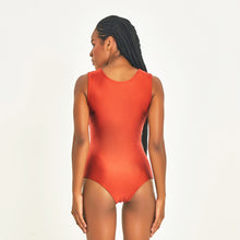 Load image into Gallery viewer, Model Back: Uv Line One-Piece Mirela Ferrugem Upf50+
