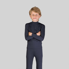 Load image into Gallery viewer, Model Front: Uv Line Rash Guard Rash Guard Kids High-Neck Black Upf50+
