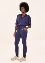 Load image into Gallery viewer, Image 02: Uv Line Beach Trousers Pants Fem Basic Navy Blue Upf50+
