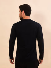 Load image into Gallery viewer, Model Back: Uv Line Rash Guard Longsleeve Skin Infratherm Masc Preto Upf50+

