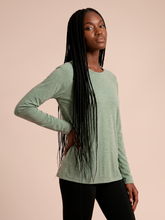 Load image into Gallery viewer, Gallery: Uv Line Rash Guard Longsleeve Fem New Fit Mix Grey Upf50+
