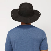 Load image into Gallery viewer, Model Back: Uv Line Floppy Hat Safari Preto Upf50+
