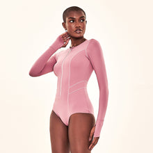 Load image into Gallery viewer, Image 02: Uv Line One-Piece Swimsuit Macae Malva Upf50+
