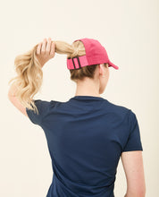 Load image into Gallery viewer, Model Back: Uv Line Caps Beach Tennis Cap Fuchsia Upf50+
