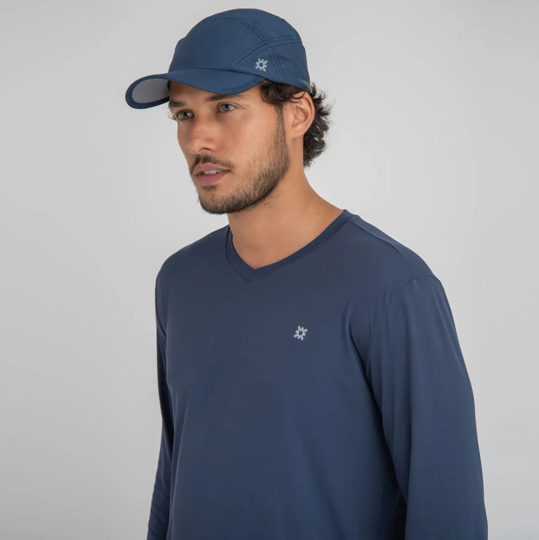 Model Front: Uv Line Caps Cap New Fit Marinho Upf50+