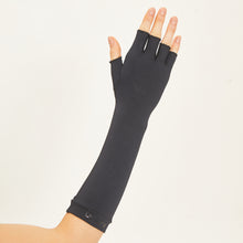 Load image into Gallery viewer, Model Back: Uv Line Glove Long Gloves Fpu50+ Black Uv

