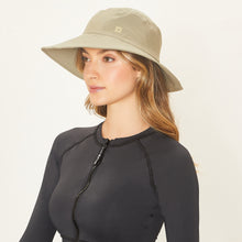 Load image into Gallery viewer, Image 02: Uv Line Floppy Hat Lyon Kaki Upf50+
