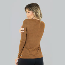 Load image into Gallery viewer, Model Back: Uv Line Fitness Top Sport Fit Fem Ml Amarelo Msc Upf50+
